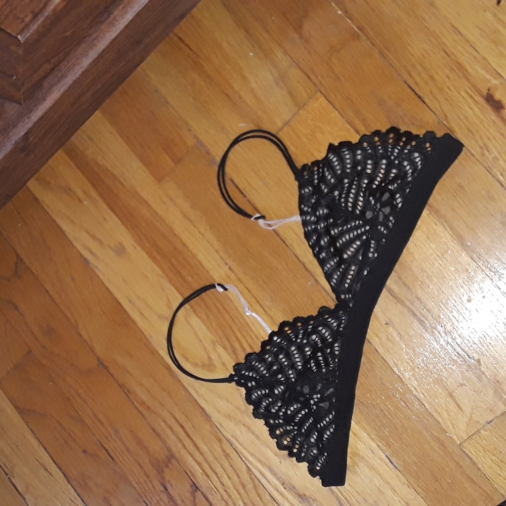 YOUMITA BRALETTE. SZ:  M/L
